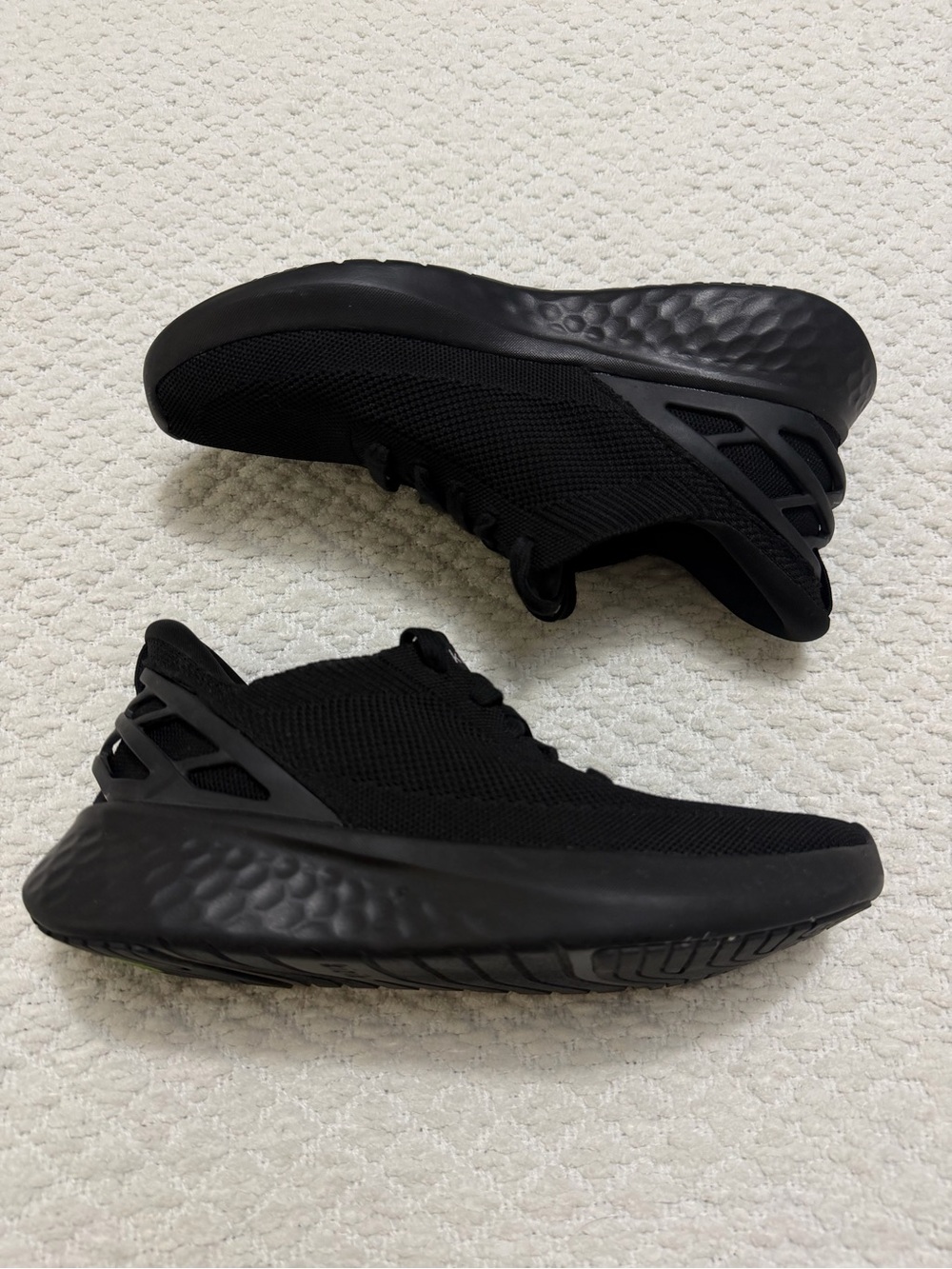 Kizik Athens The Hands Free Black Sneakers Women’s Size 7 Men’s Size 5.5
